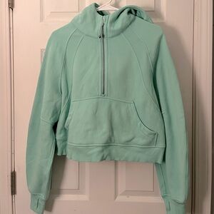 LULULEMON scuba sweatshirt with hoodie